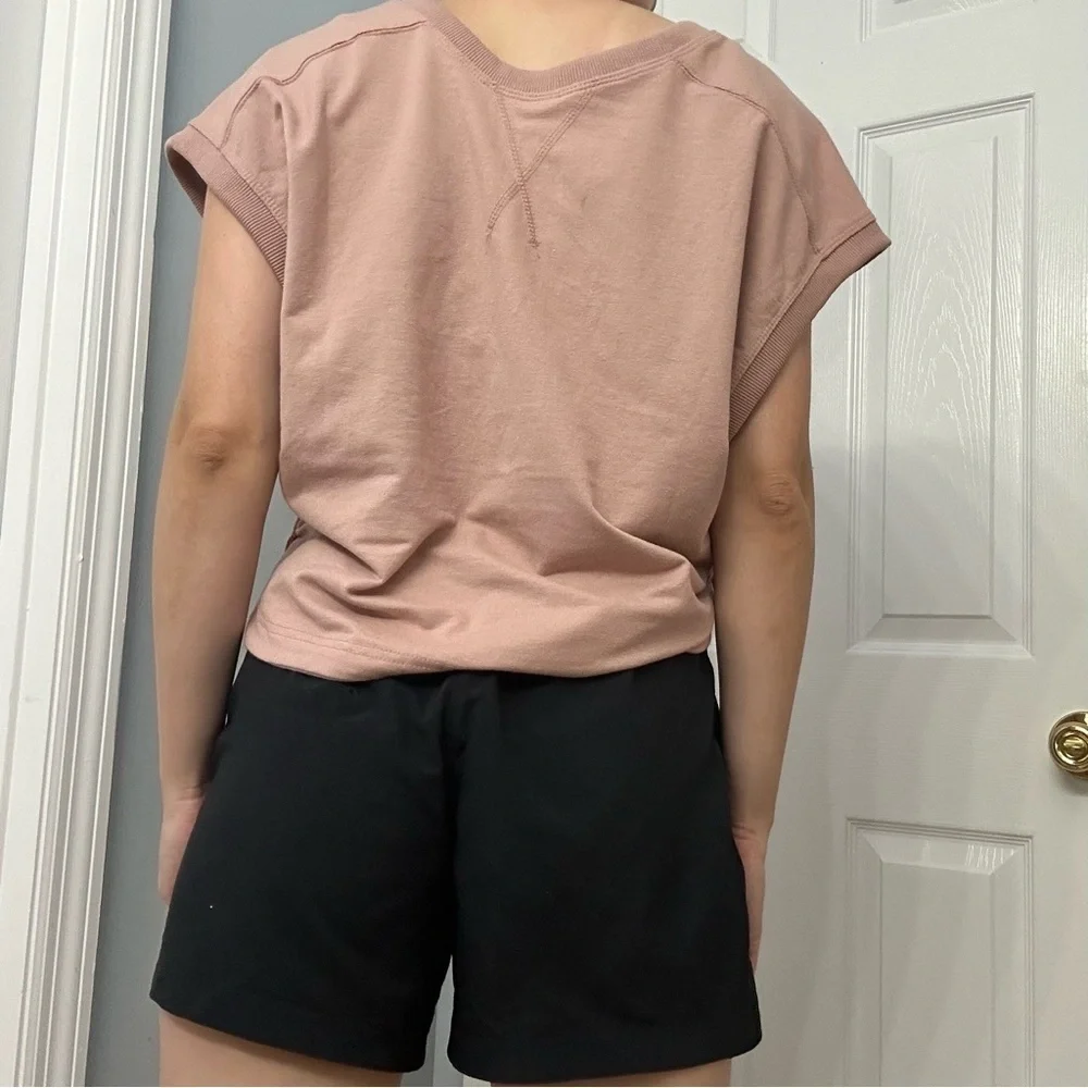 Free People Movement Top Reversible Pink Gym Outdoor V-Neck Size Small New